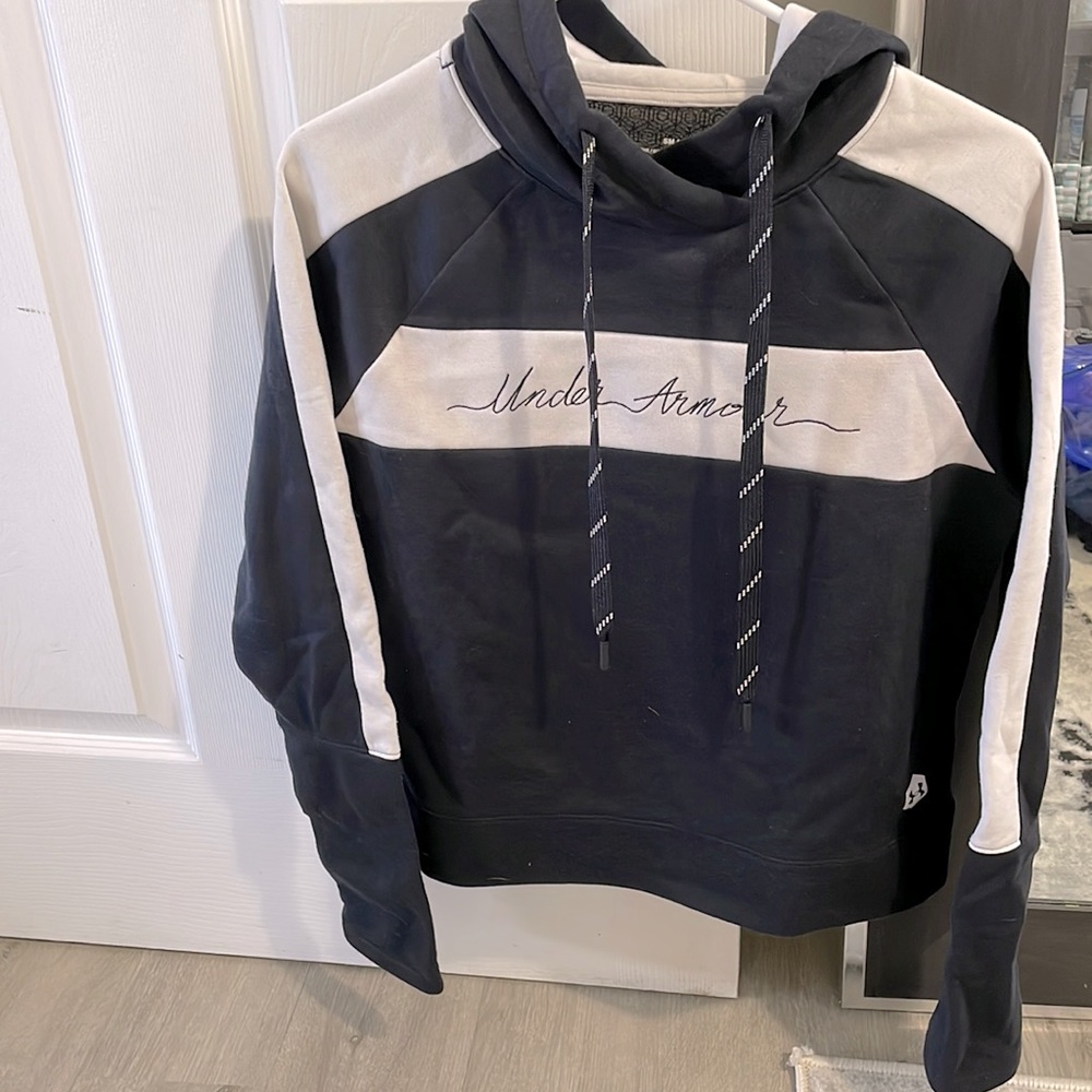 Under Armour sweatshirt worn once